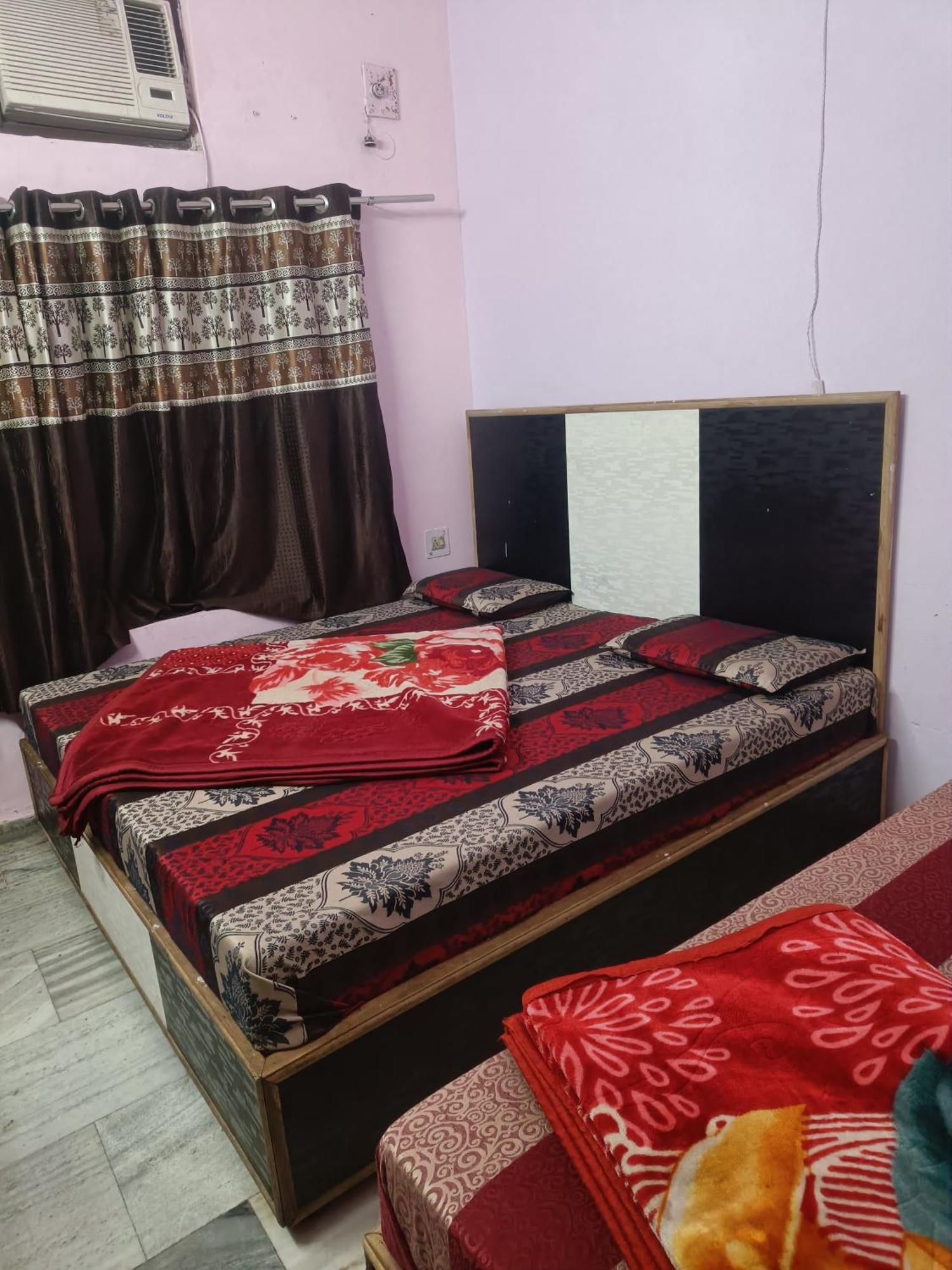Hari Ganga Near By Bus And Railway Station Hotel Haridwār Buitenkant foto